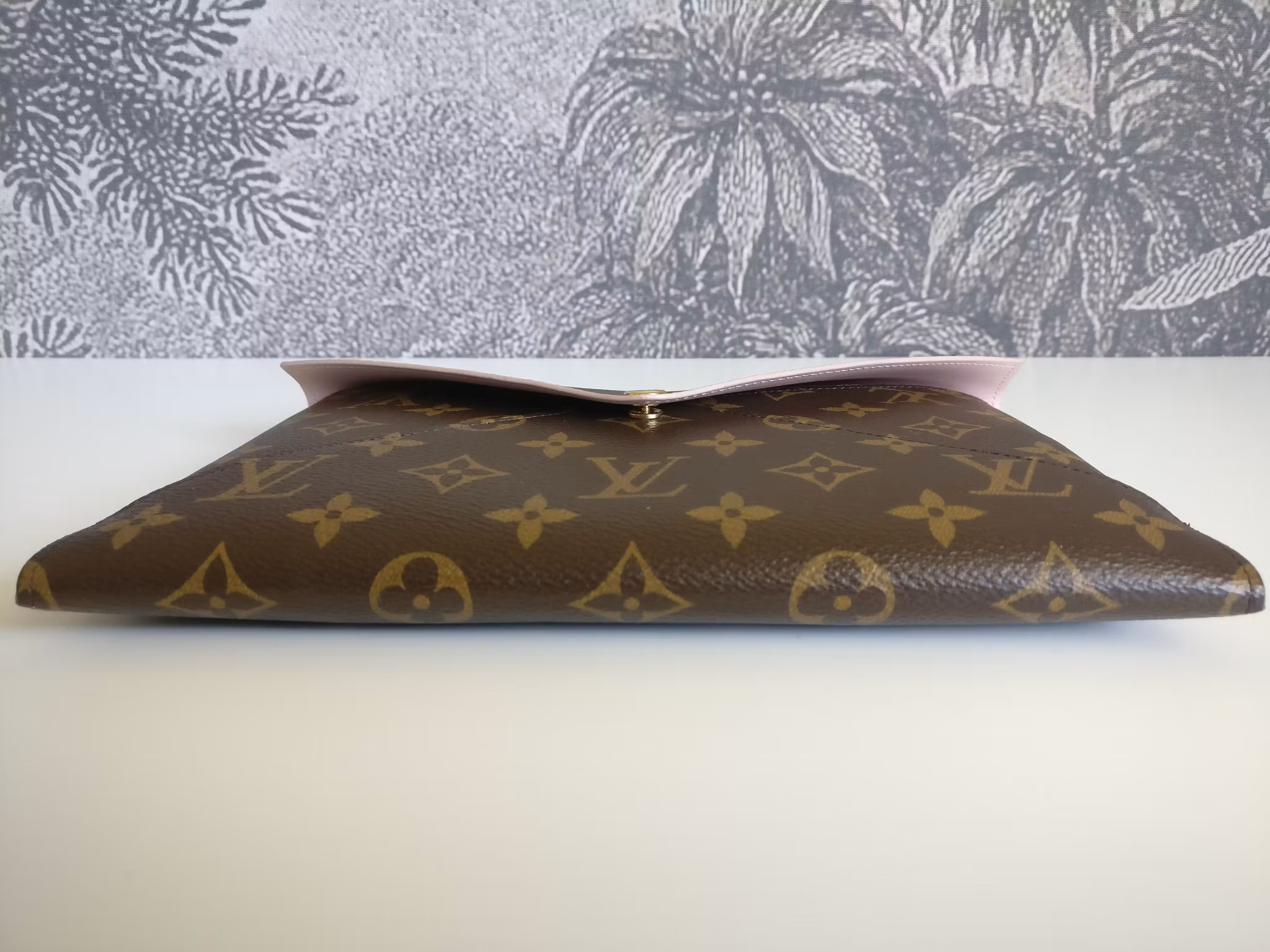Louis Vuitton Kirigami L