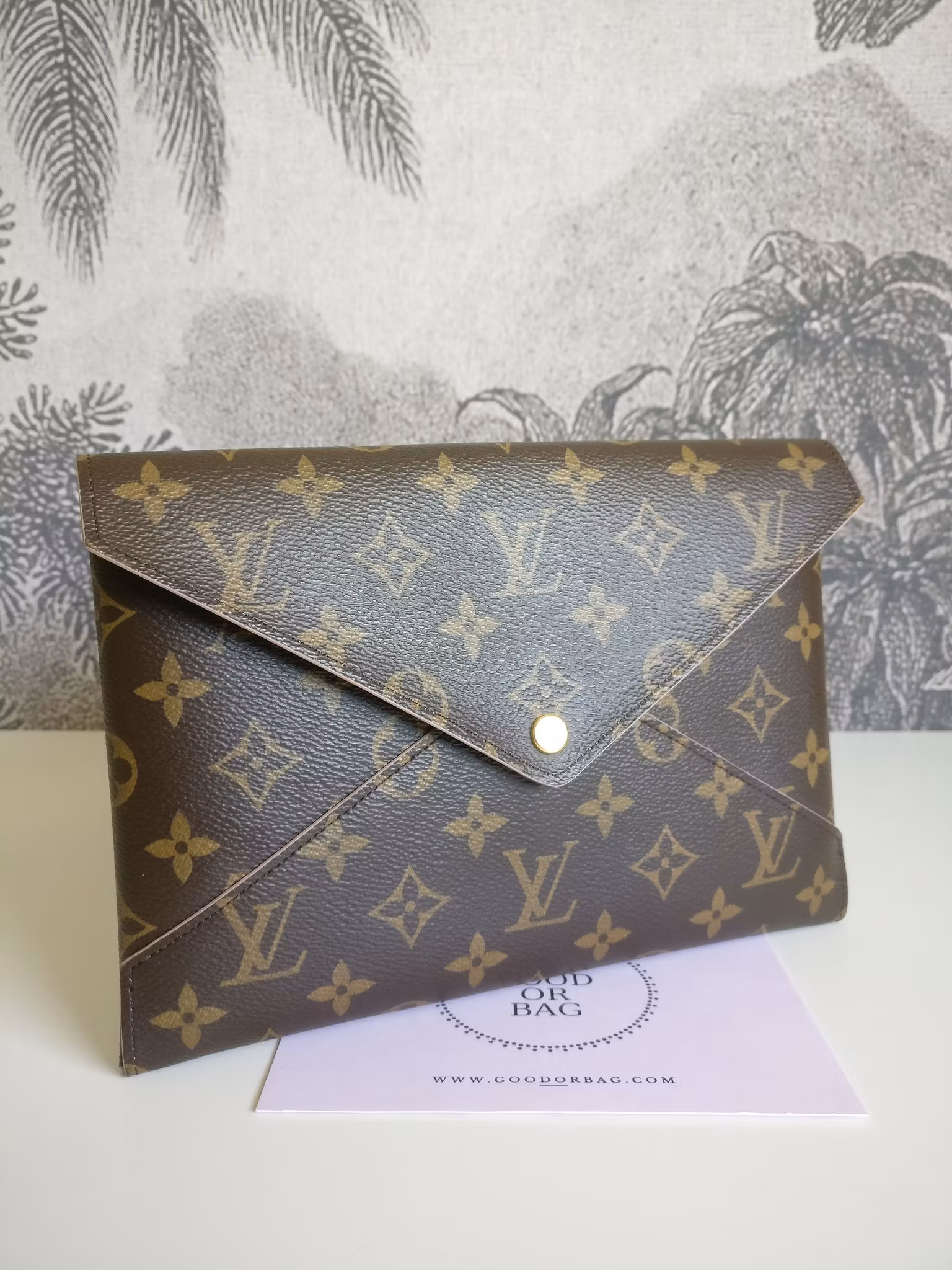 Louis Vuitton Kirigami L