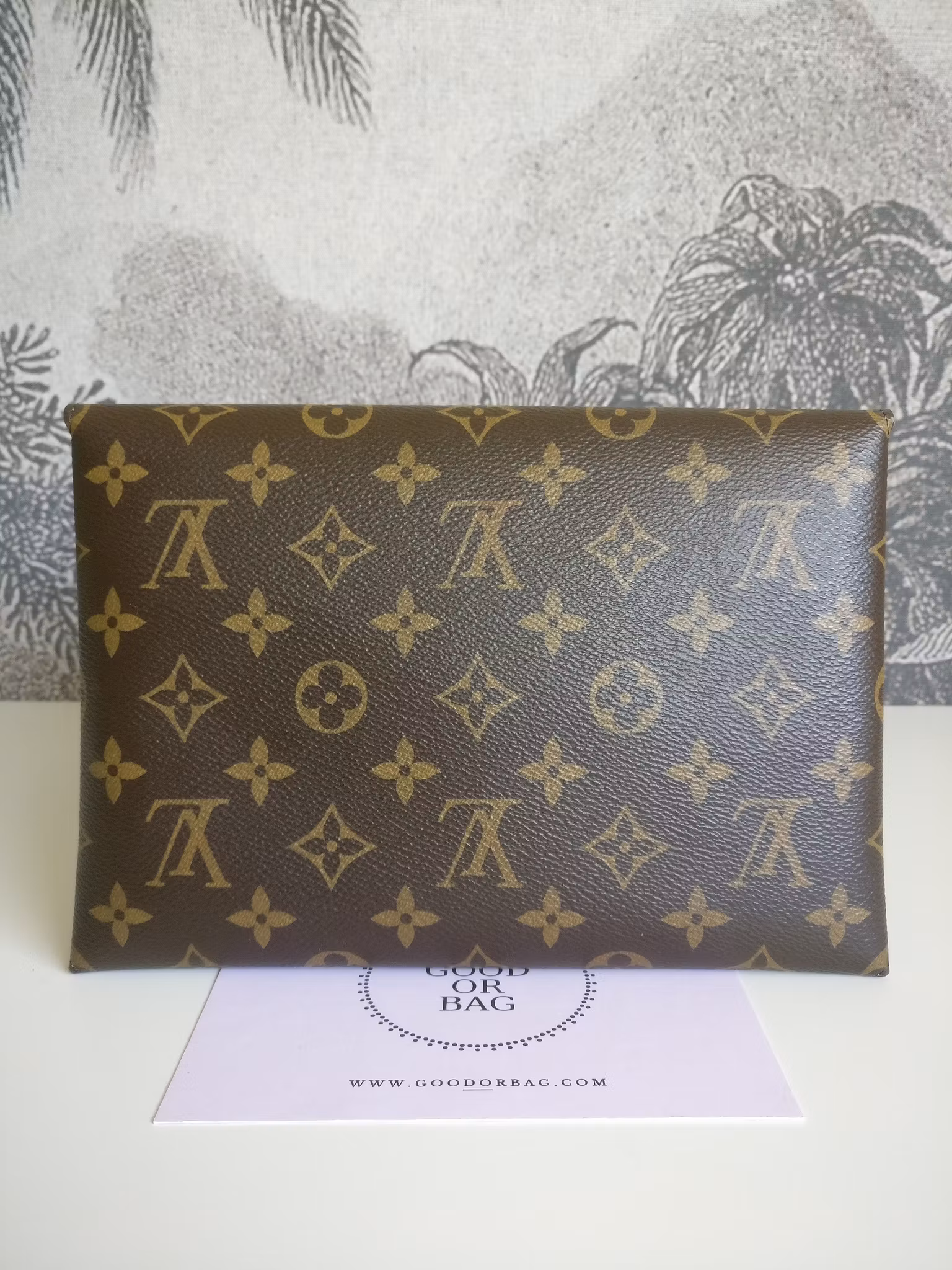 Louis Vuitton Kirigami L