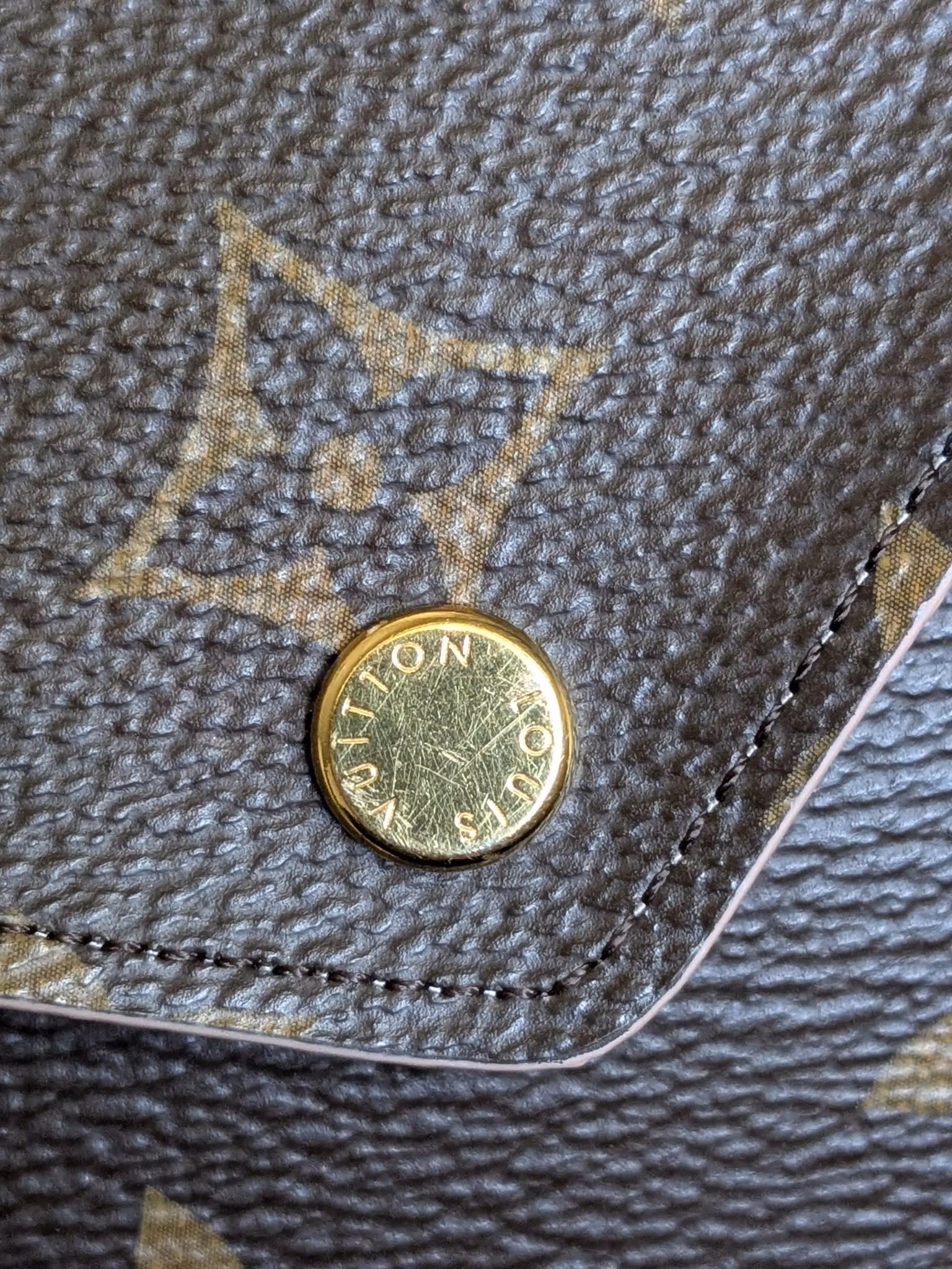 Louis Vuitton Kirigami L