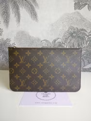 Louis Vuitton Neverfull MM pouch