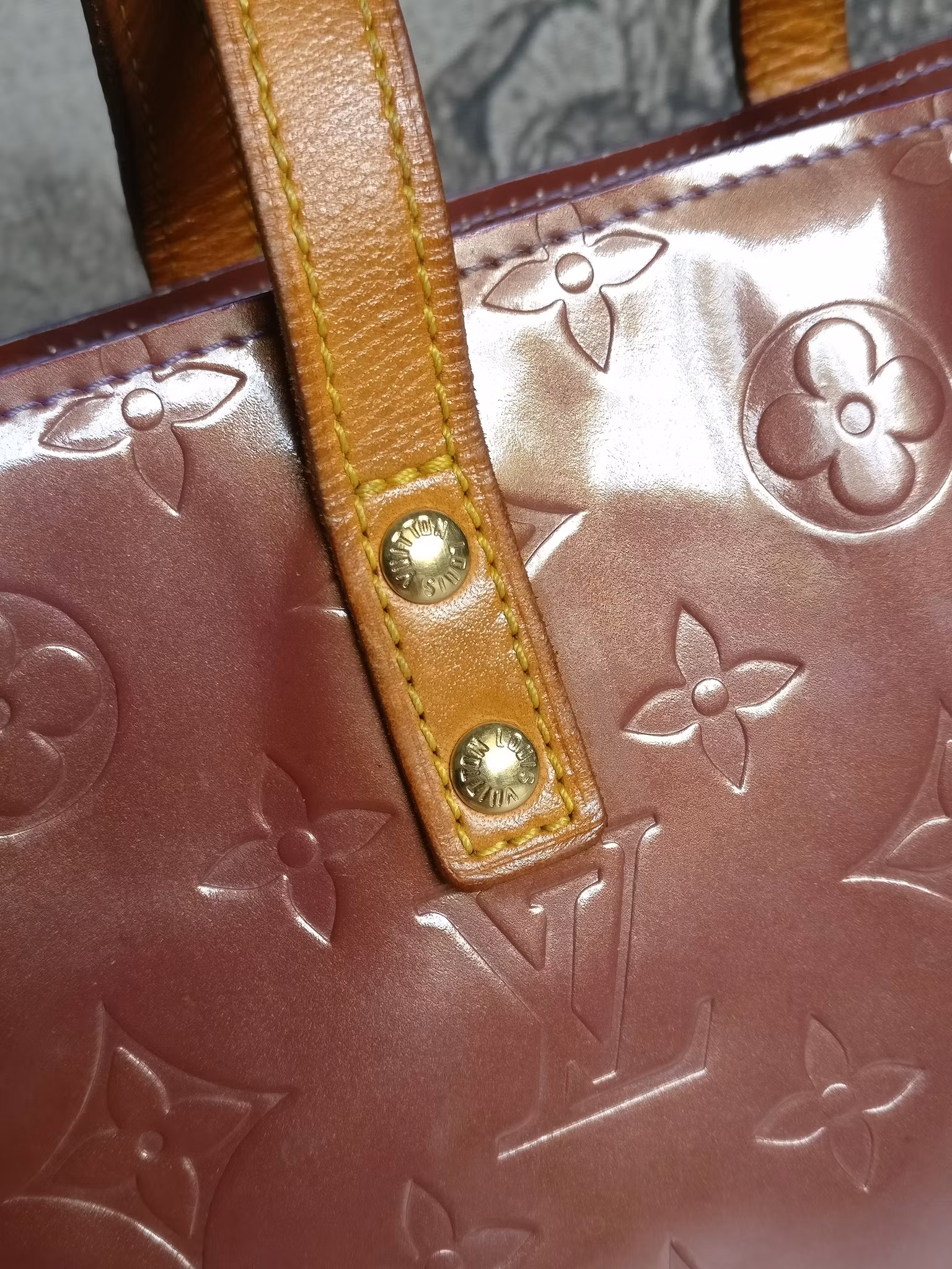 Louis Vuitton Reade PM