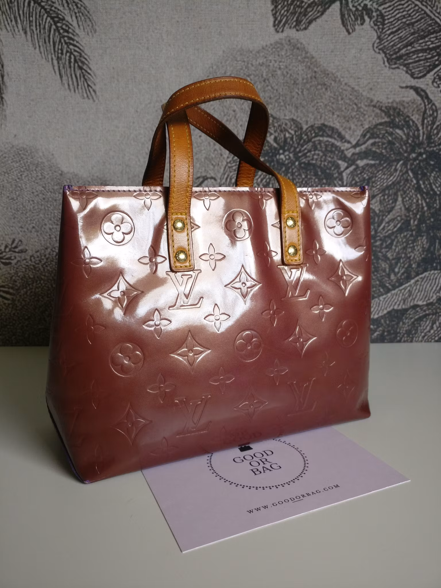Louis Vuitton Reade PM