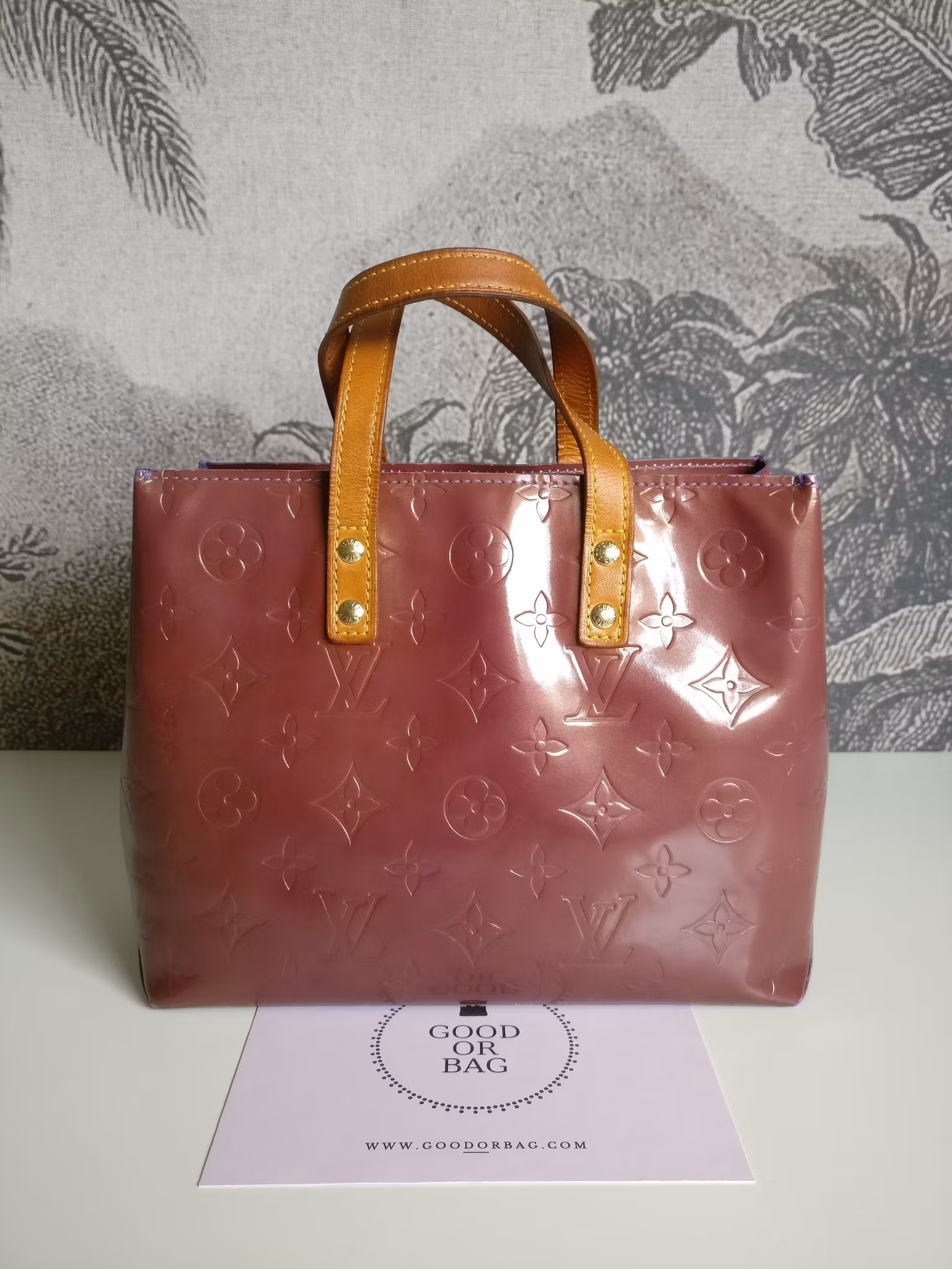 Louis Vuitton Reade PM