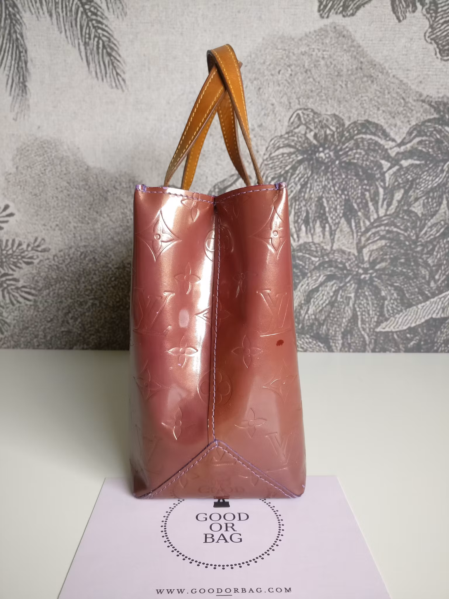 Louis Vuitton Reade PM