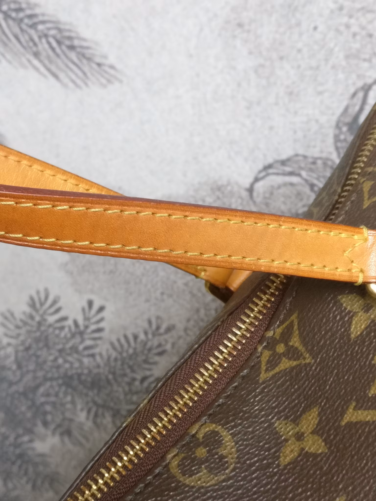 Louis Vuitton Totally PM