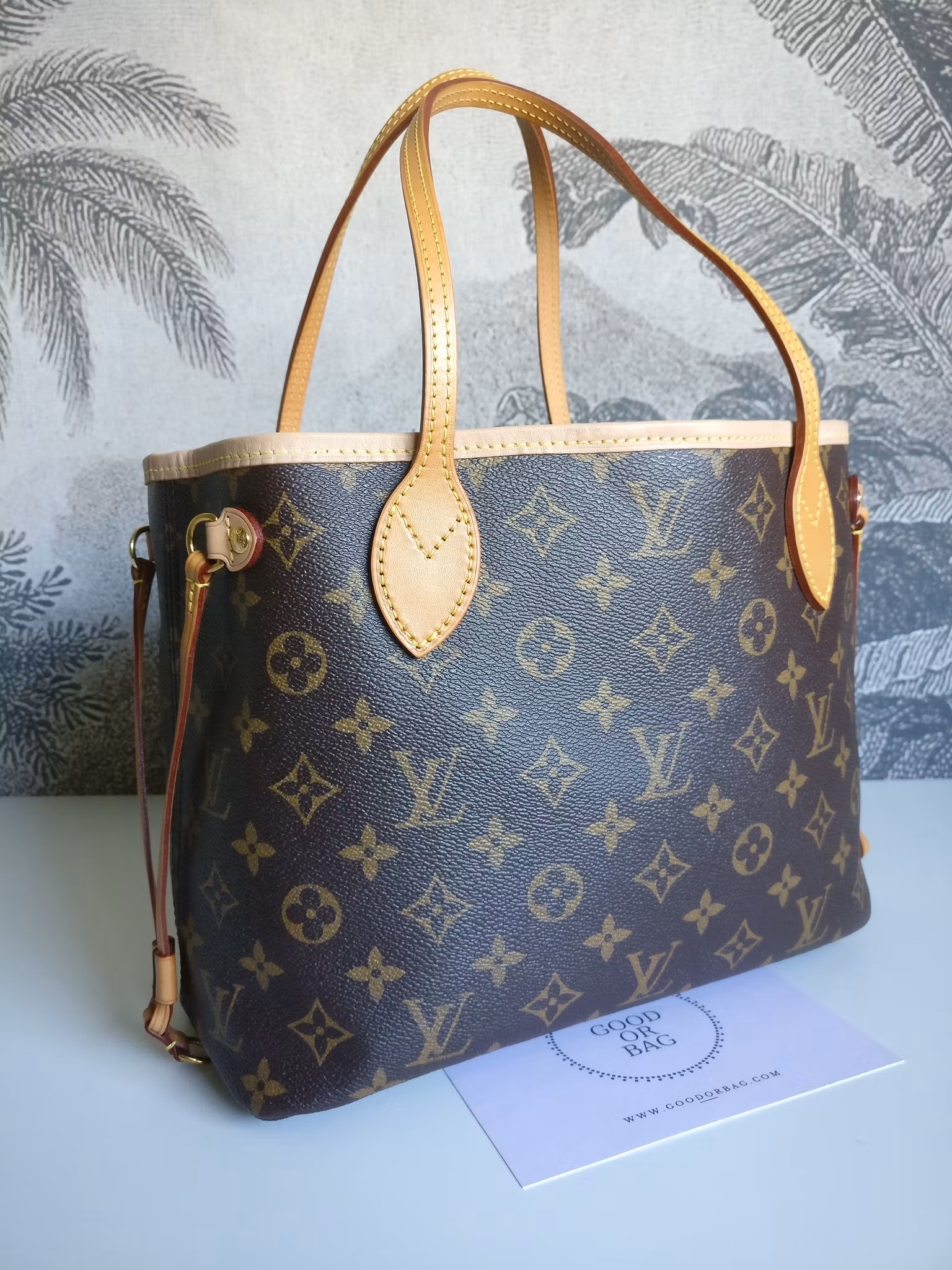 Louis Vuitton Neverfull PM