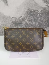 Louis Vuitton Pochette Accessoires