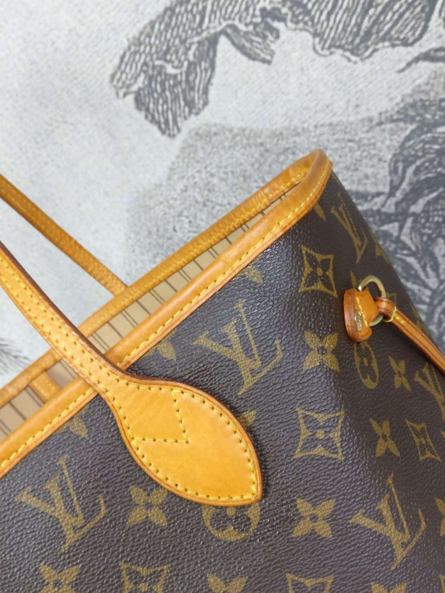 Louis Vuitton Neverfull MM