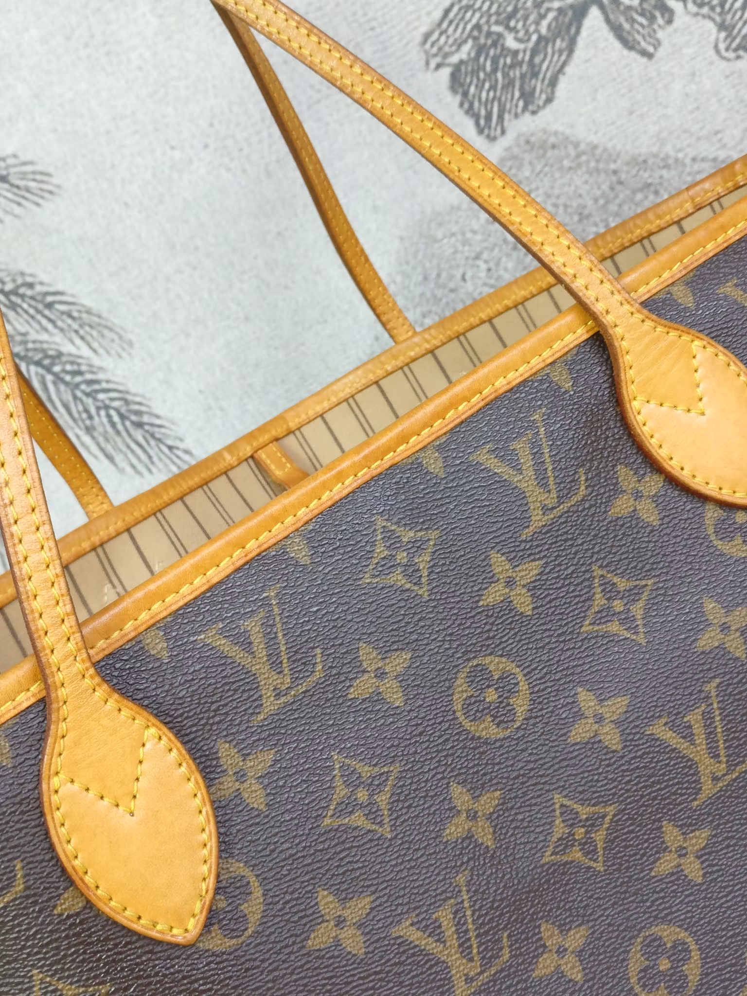 Louis Vuitton Neverfull MM
