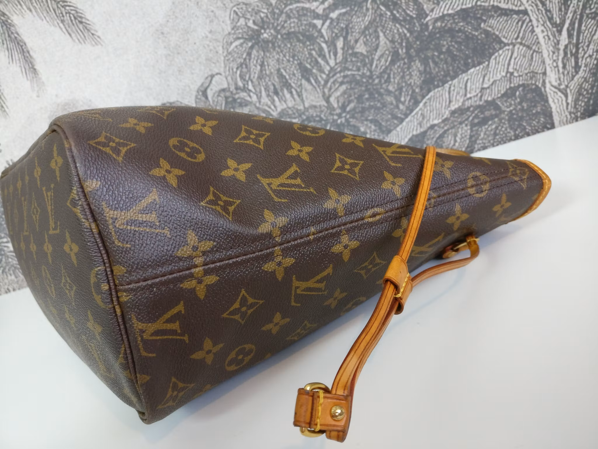 Louis Vuitton Neverfull MM