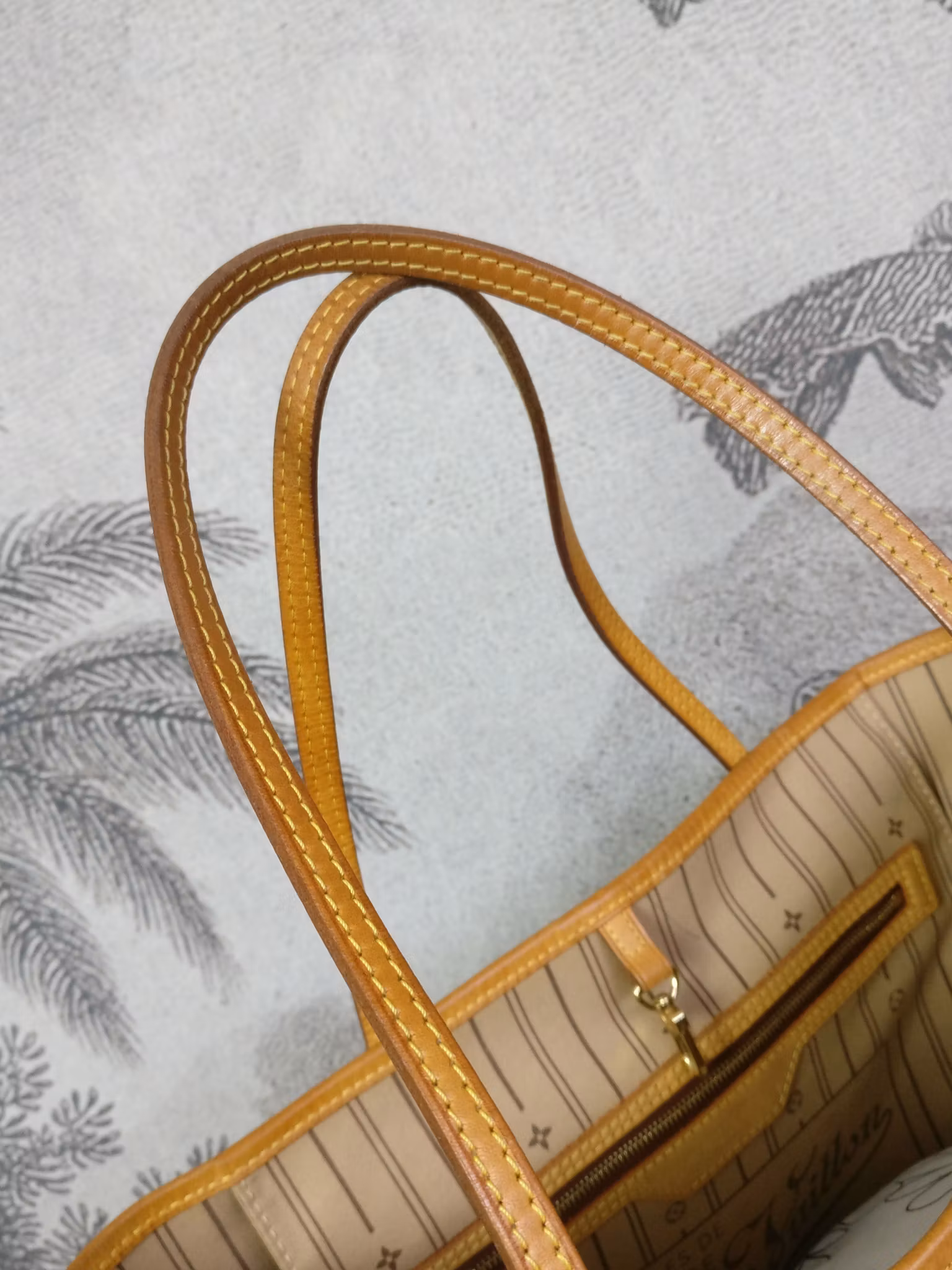Louis Vuitton Neverfull MM
