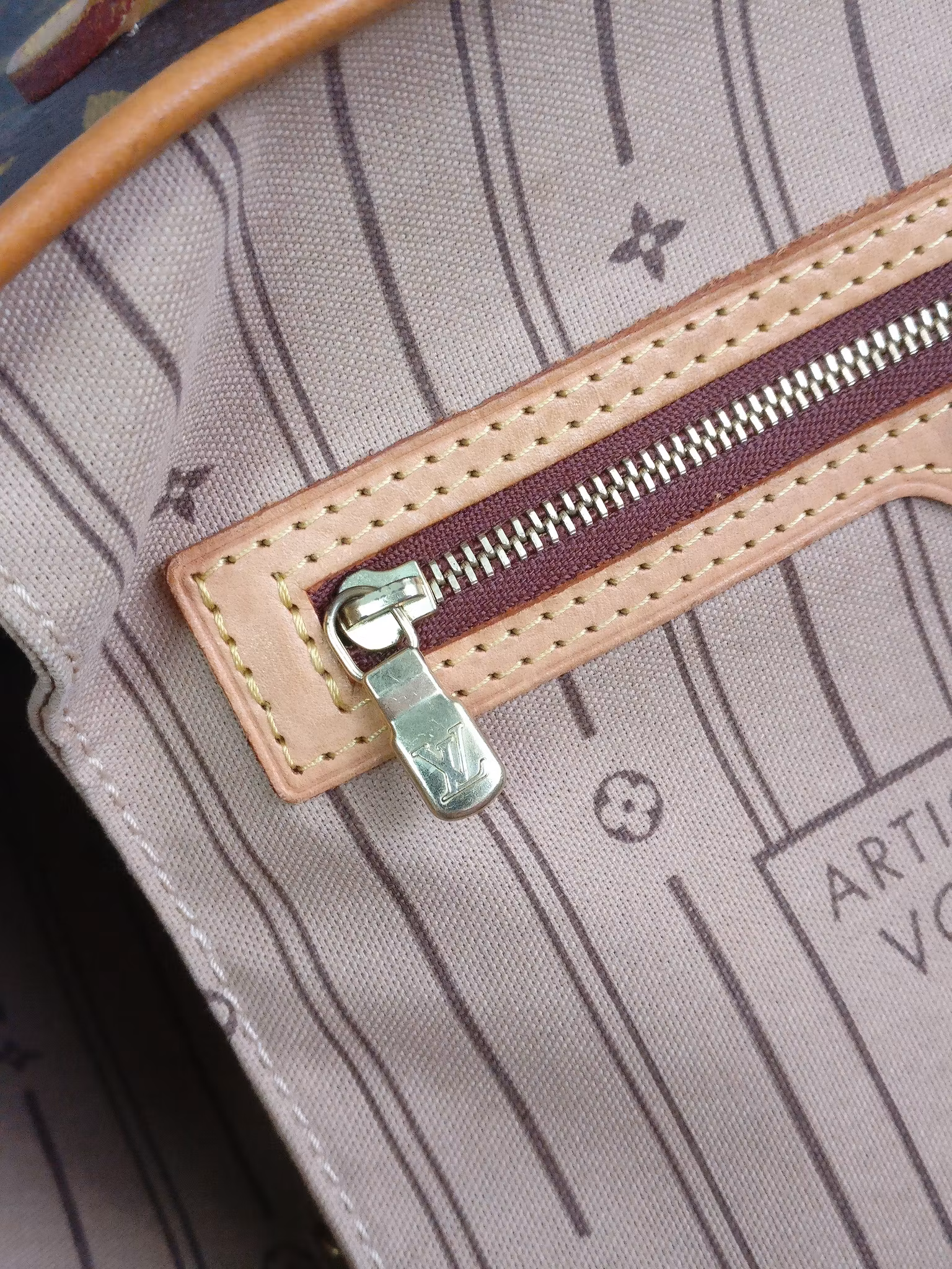 Louis Vuitton Neverfull MM