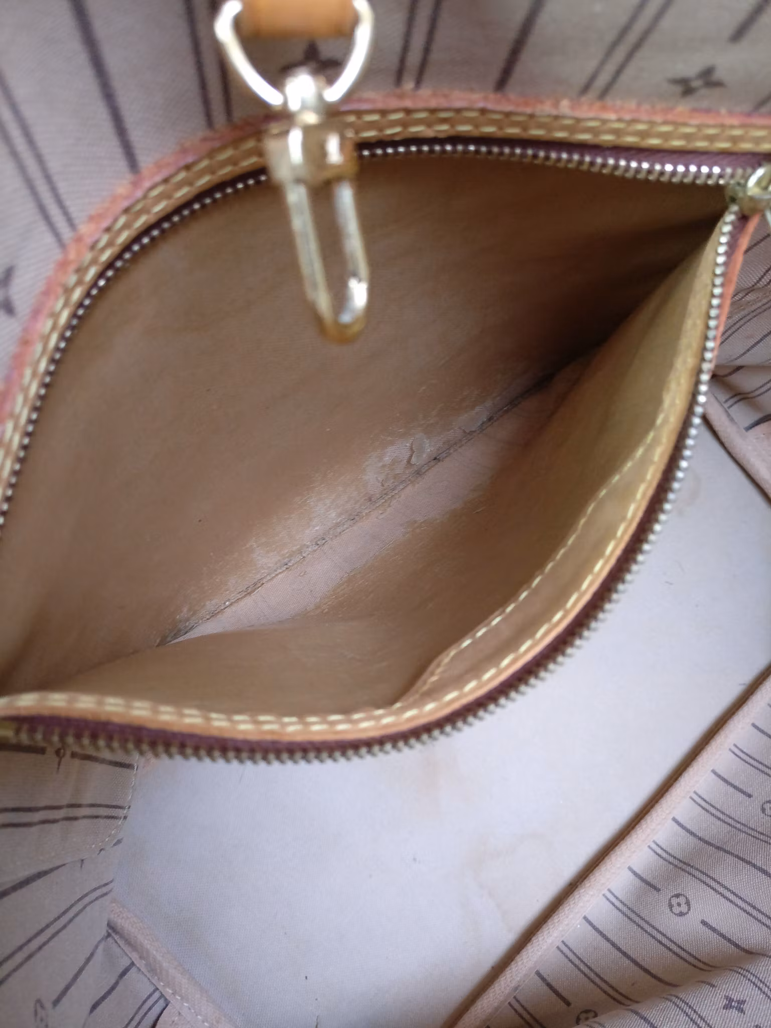 Louis Vuitton Neverfull MM