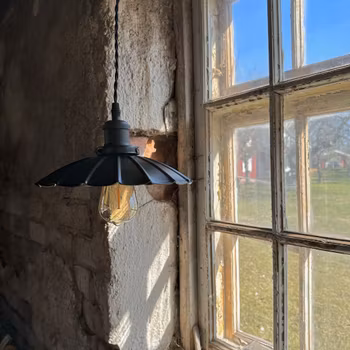 Tak/fönsterlampa Skogsstjärna Svart 25cm