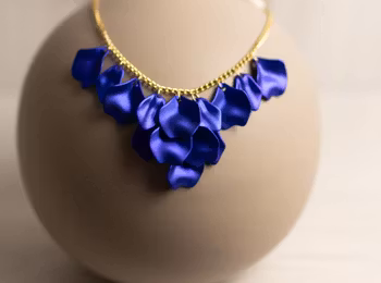 Halsband Midnight Drops - Metallic blue