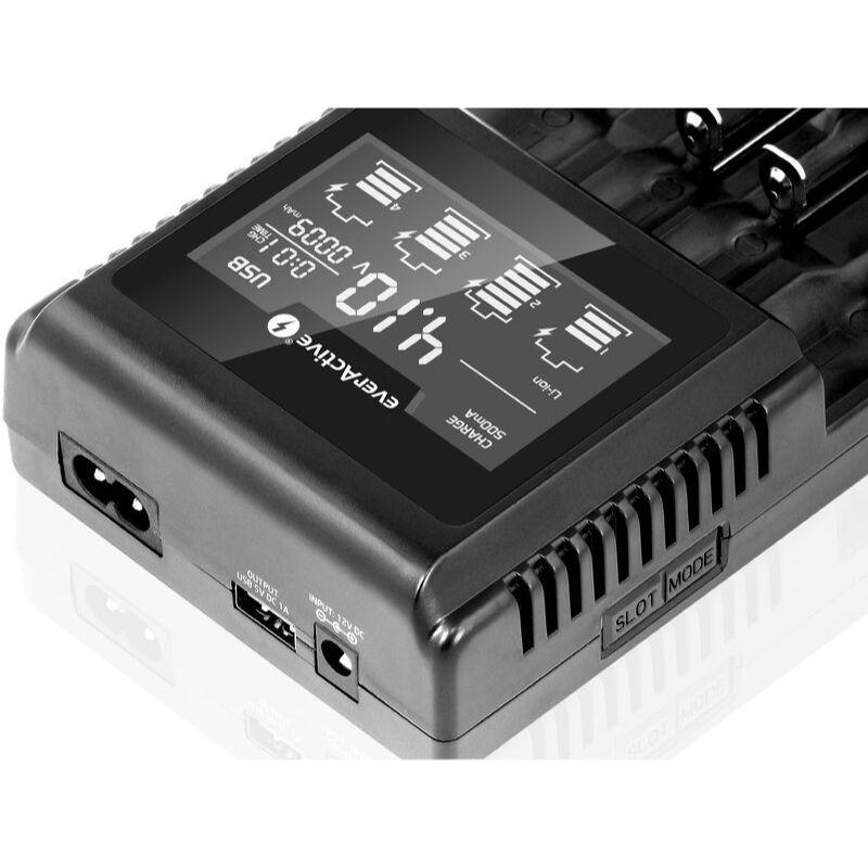 Laddare för Li-Ion och Ni-MH uppladdningsbara cylindriska batterier everActive UC-4000