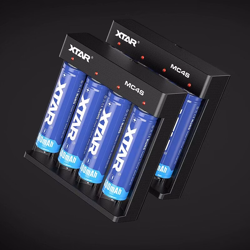 Laddare för 18650 Li-ion / NiMH Xtar MC4S cylindriska batterier