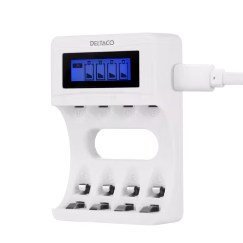 Deltaco USB-Laddare inkl. 4x AAA-batterier (C704A4-4xAAA) – Miljövänligt Kit