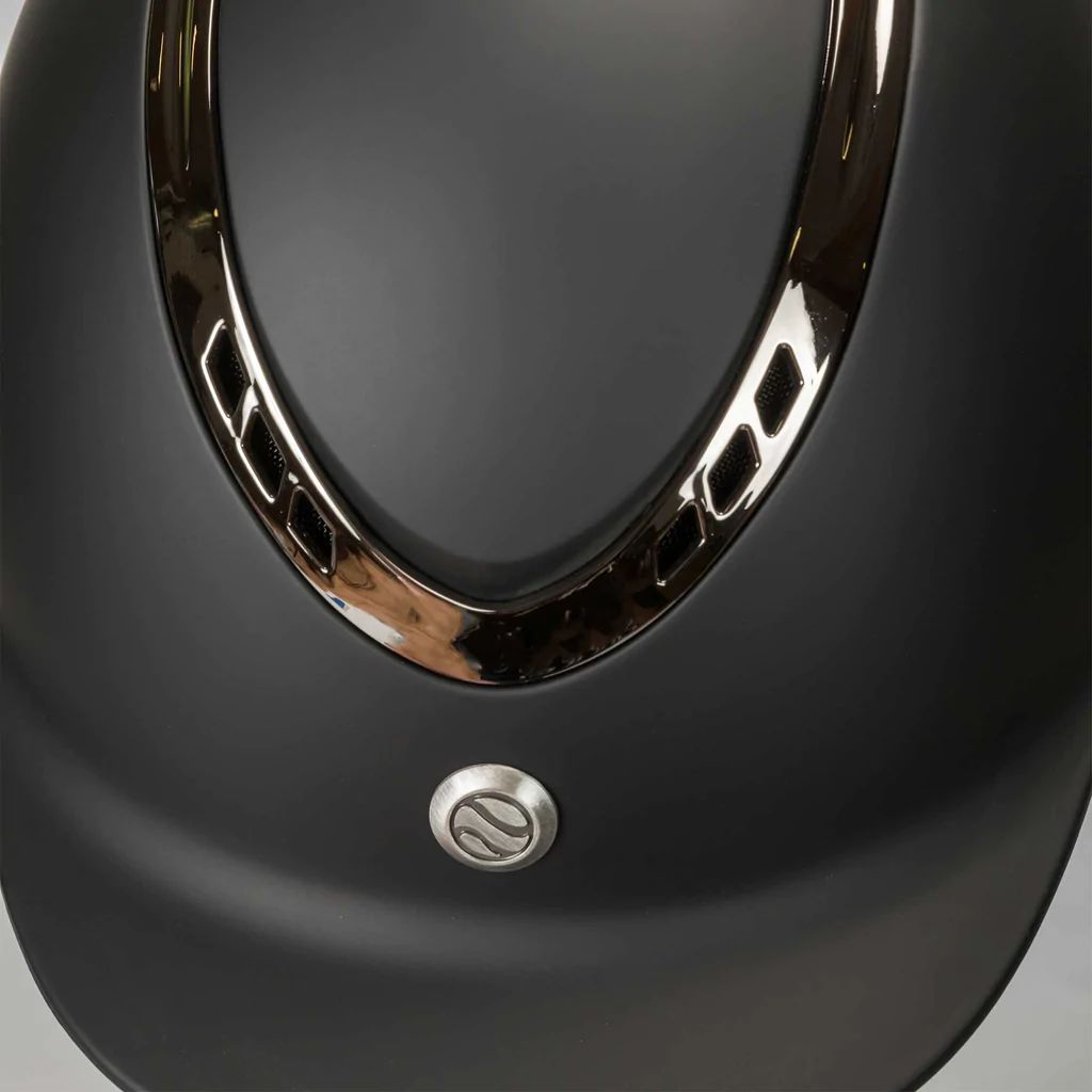 Back on Track EQ3 Pardus Smooth Top med skruv, svart
