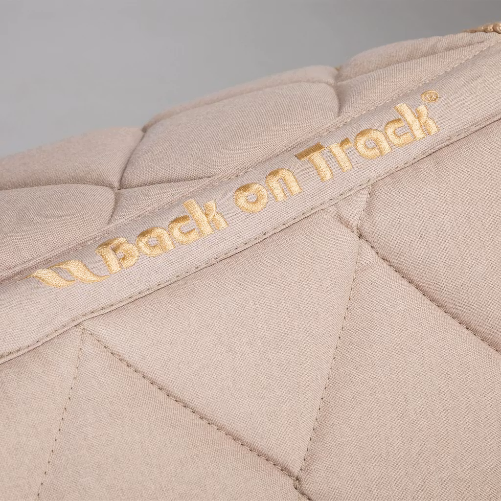 Back on Track Haze Collection Dressyrschabrak, Beige