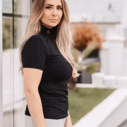 Back on Track "Inez" T-shirt