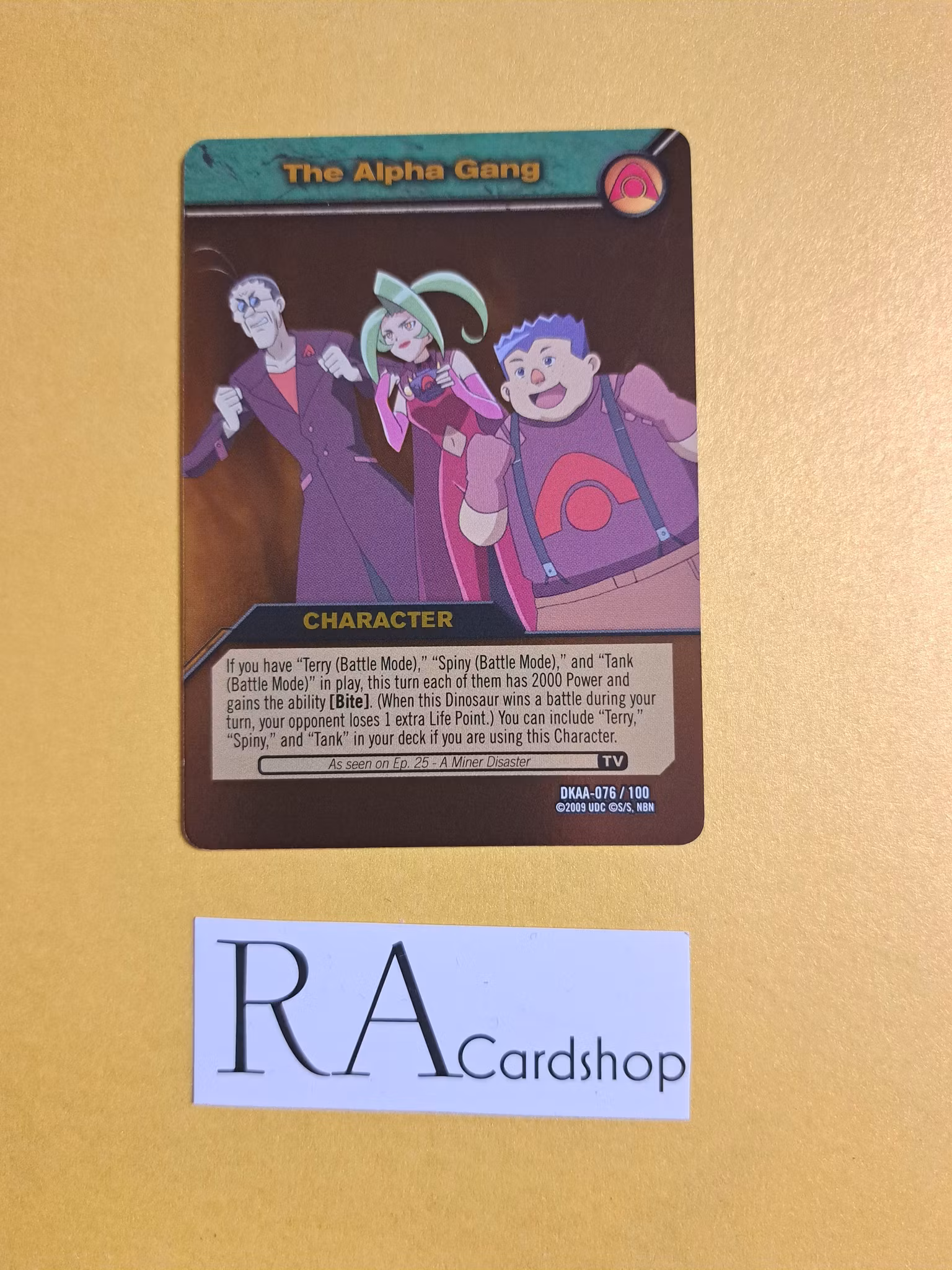 The Alpha Gang Holo DKAA-076/100 Dinosaur King