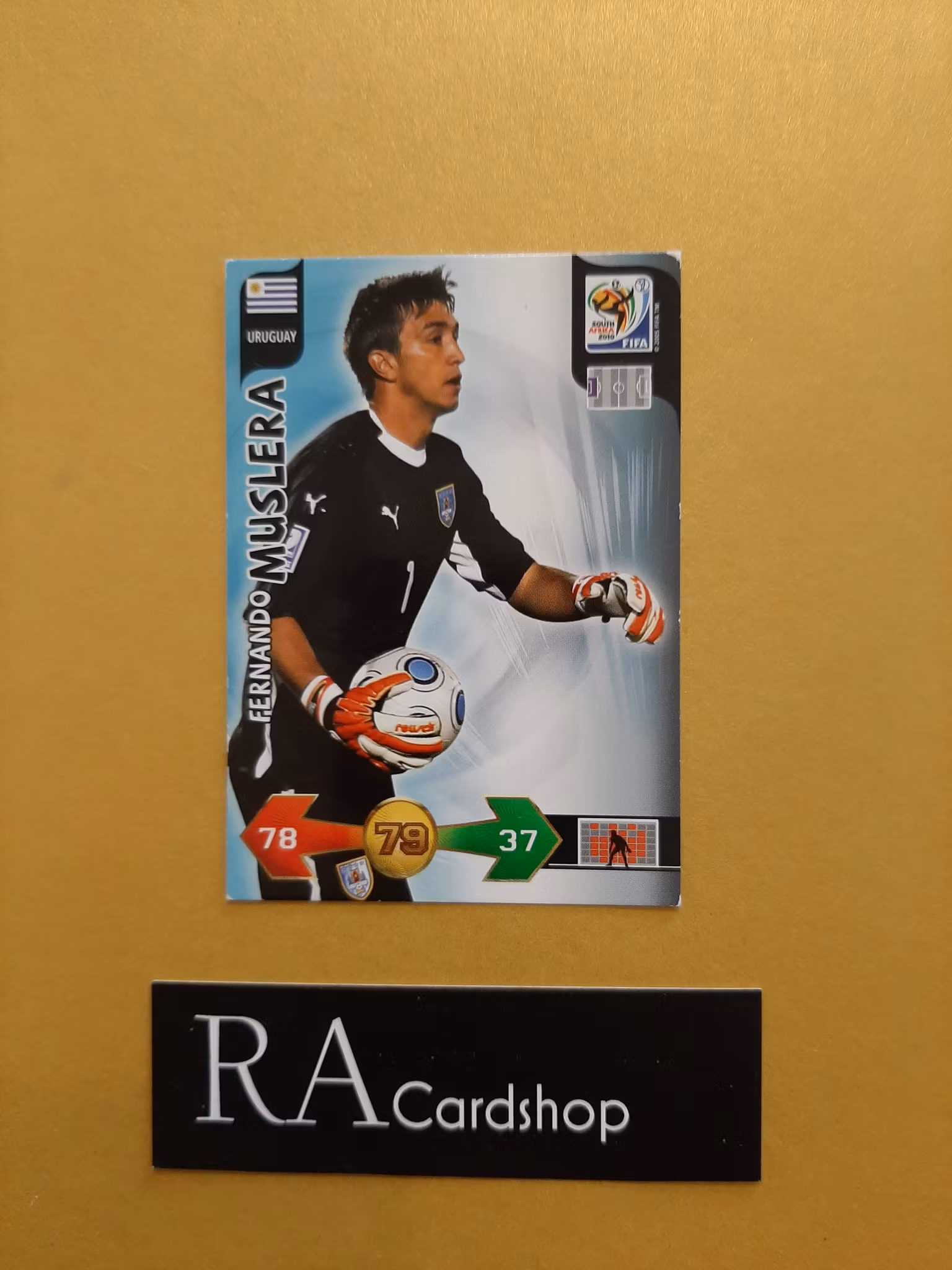 Fernando Muslera (1) 2010 FIFA World Cup South Africa Adrenalyn XL