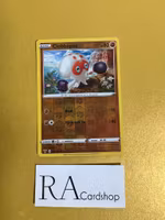 Clobbopus Reverse Holo Common 100/185 Vivid Voltage Pokemon