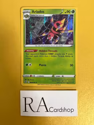 Ariados Holo Rare 004/195 Silver Tempest Pokémon