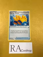Spongy Gloves Uncommon 243/264 Fusion Strike Pokemon