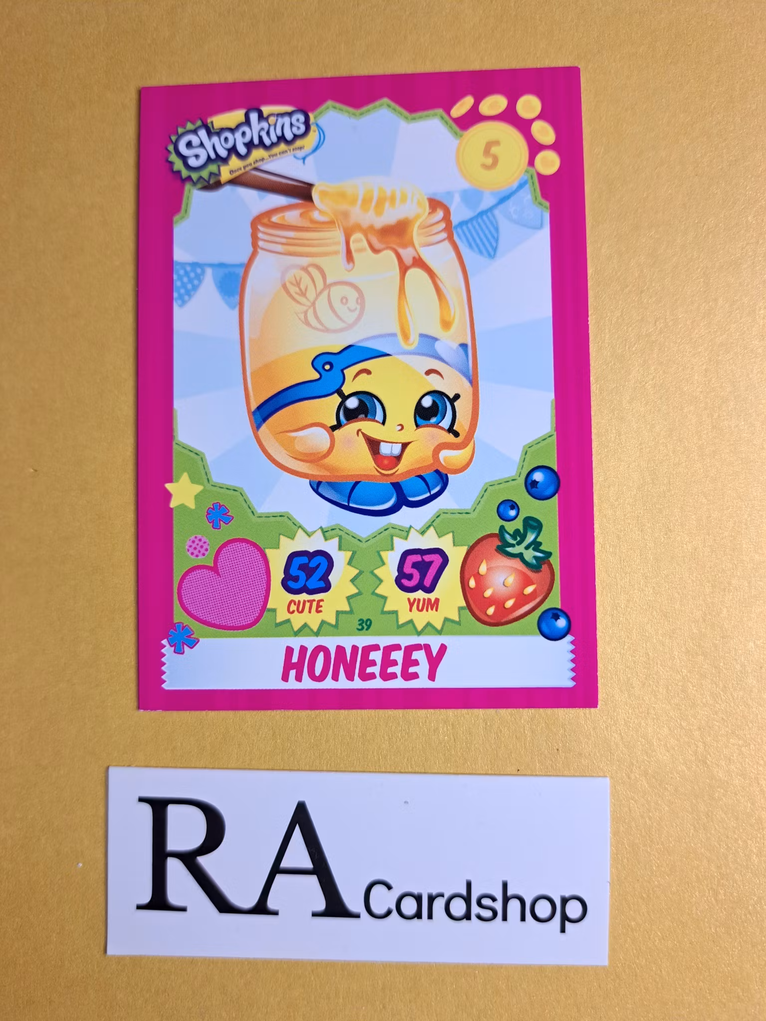 #39 Honeeey Shopkins 2013 Topps