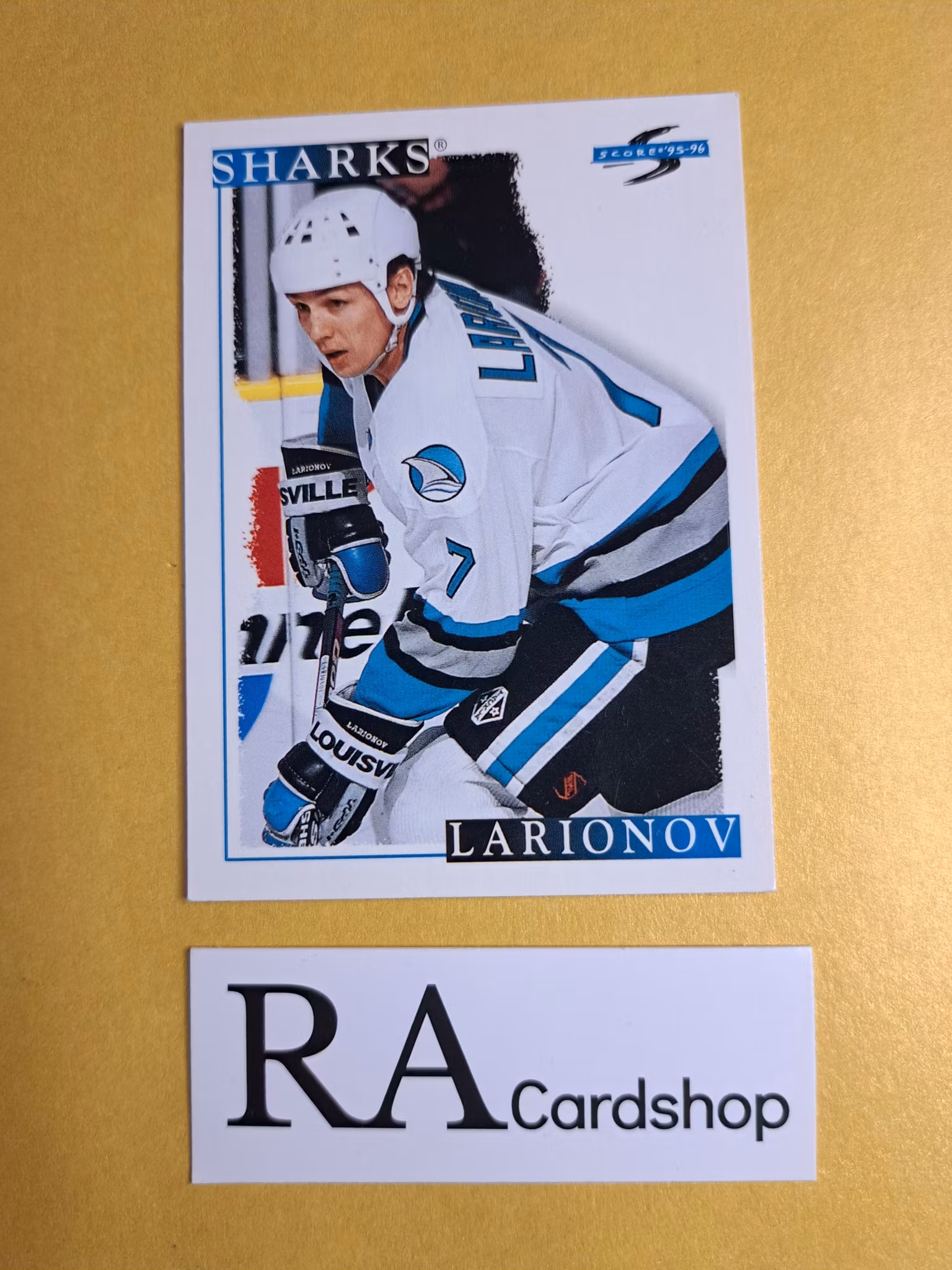 Igor Larionov 95-96 Score Pinnacle #254 NHL Hockey