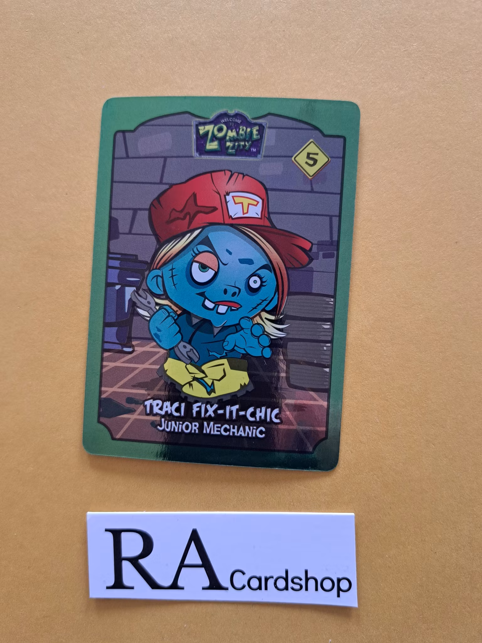 Traci Fix-it-chic Junior Mechanic (Foil) #5 Zombie Zity