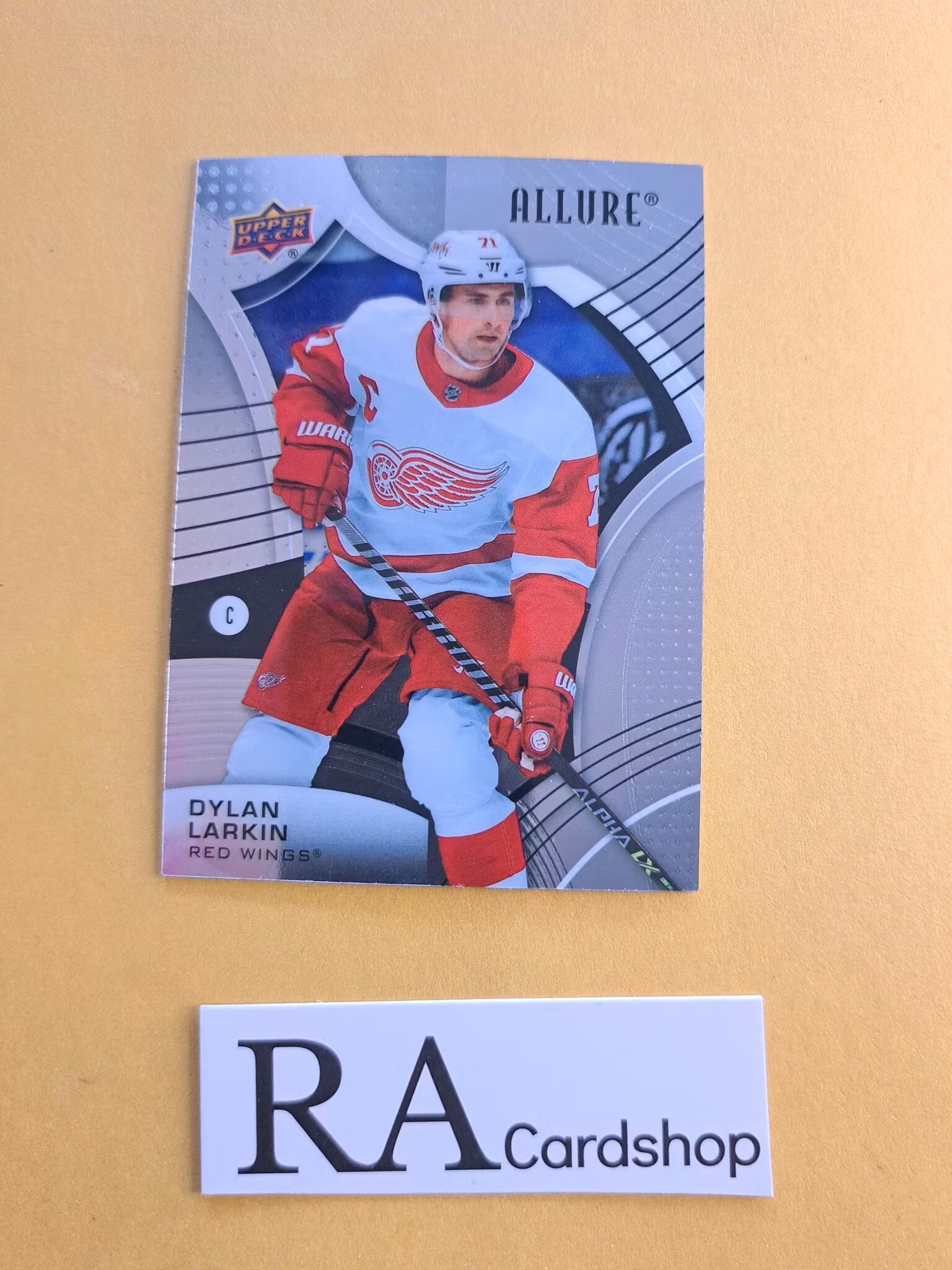 Dylan Larkin Detroit Red Wings #2 2021-22 Upper Deck Allure
