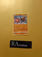 Hitmonchan Common 081/203 Evolving Skies Pokemon