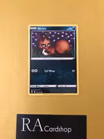 Nickit Common 104/203 Evolving Skies Pokemon