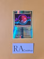 Voltorb Reverse Holo Common 39/108 Evolutions Pokemon
