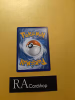 Bea Uncommon 147/185 Vivid Voltage Pokemon