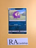 Stunky Common 75/156 Ultra Prism Pokemon Kort