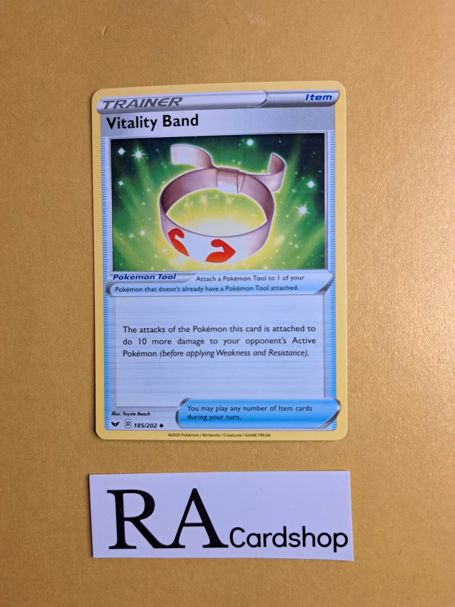 Vitality Band Uncommon 185/202 Sword and Shield Pokemon