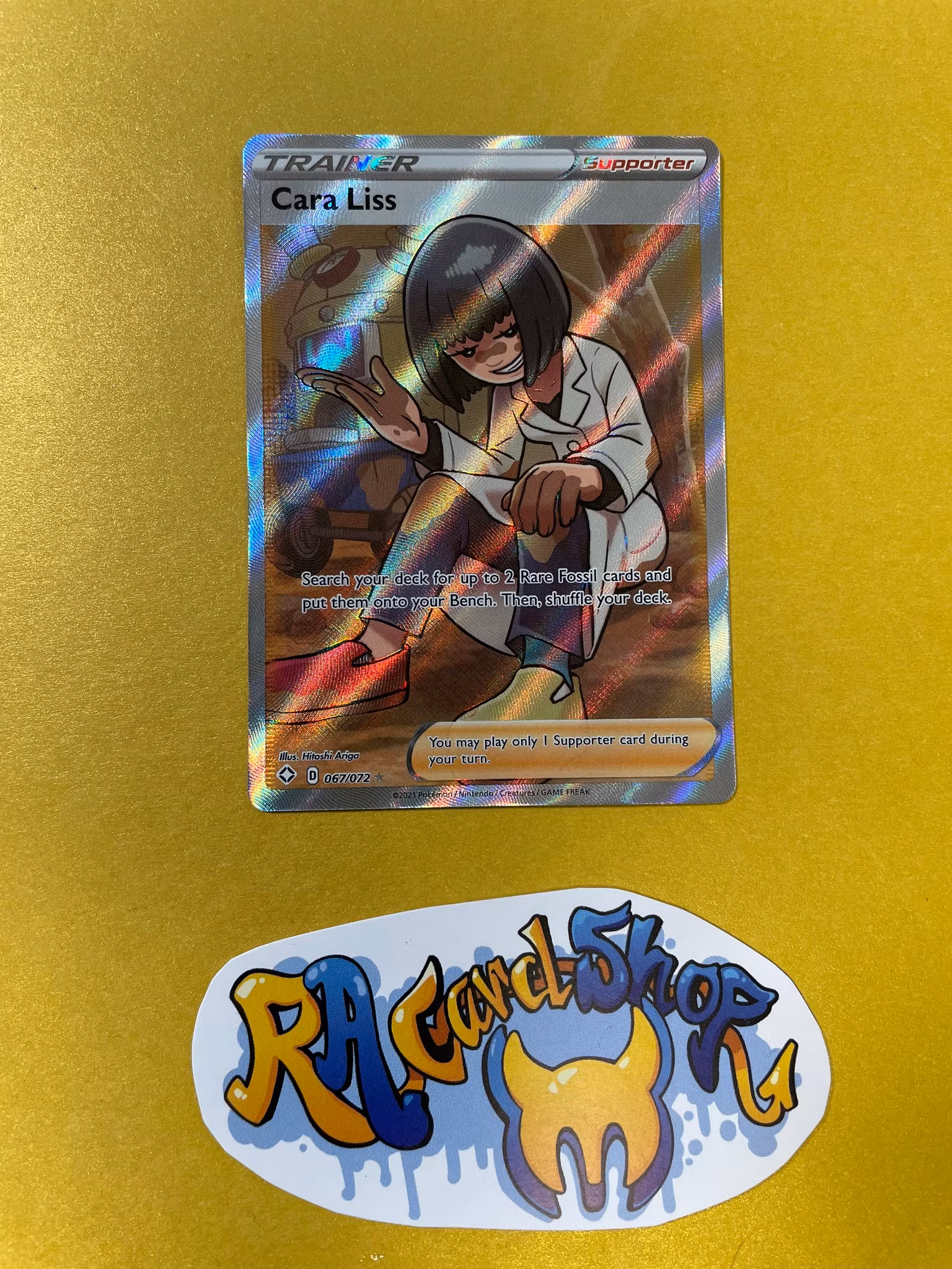 Cara Liss Rare 067/072 Shining Fates Pokemon