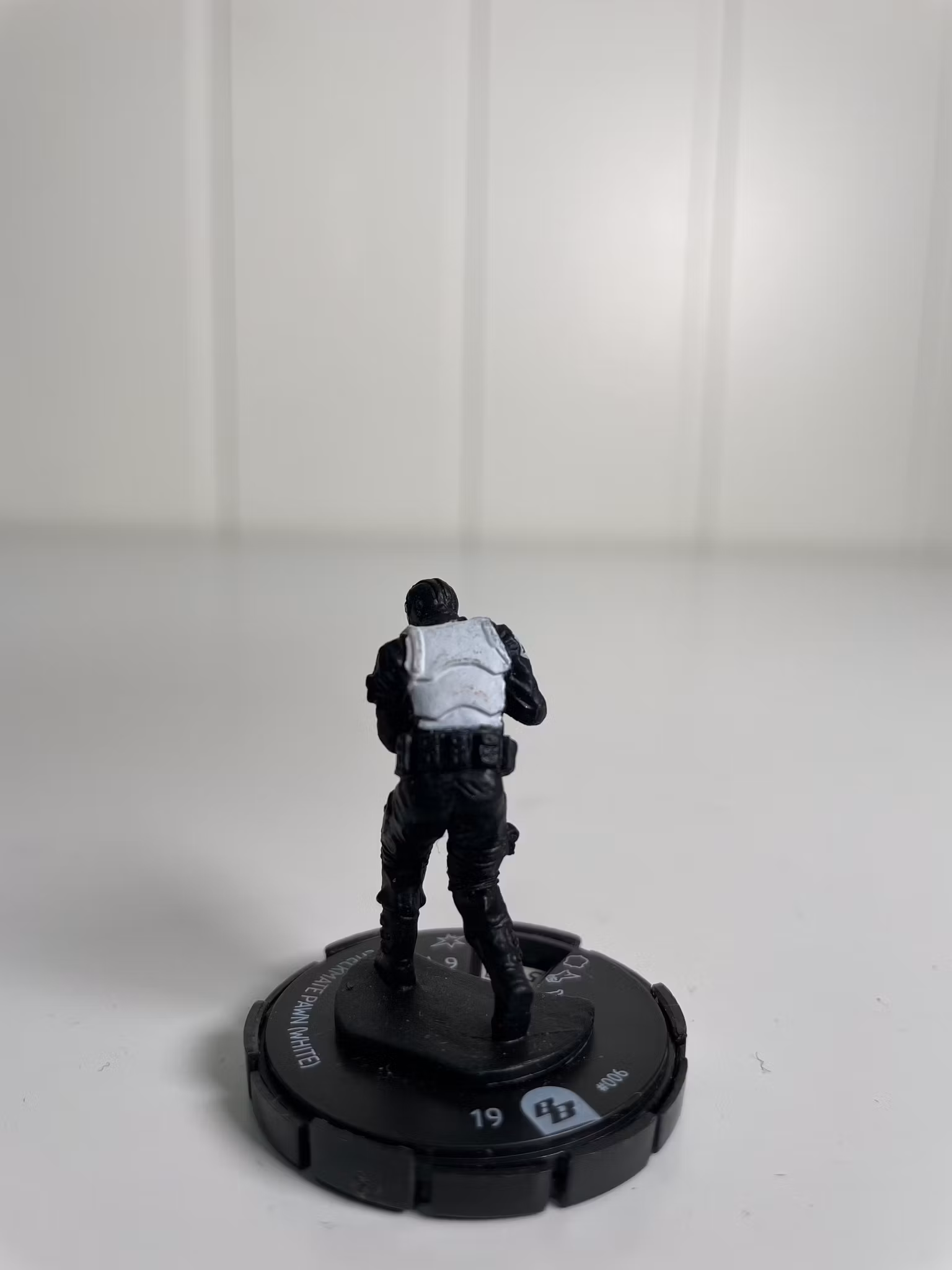 Checkmate Pawn White Heroclix