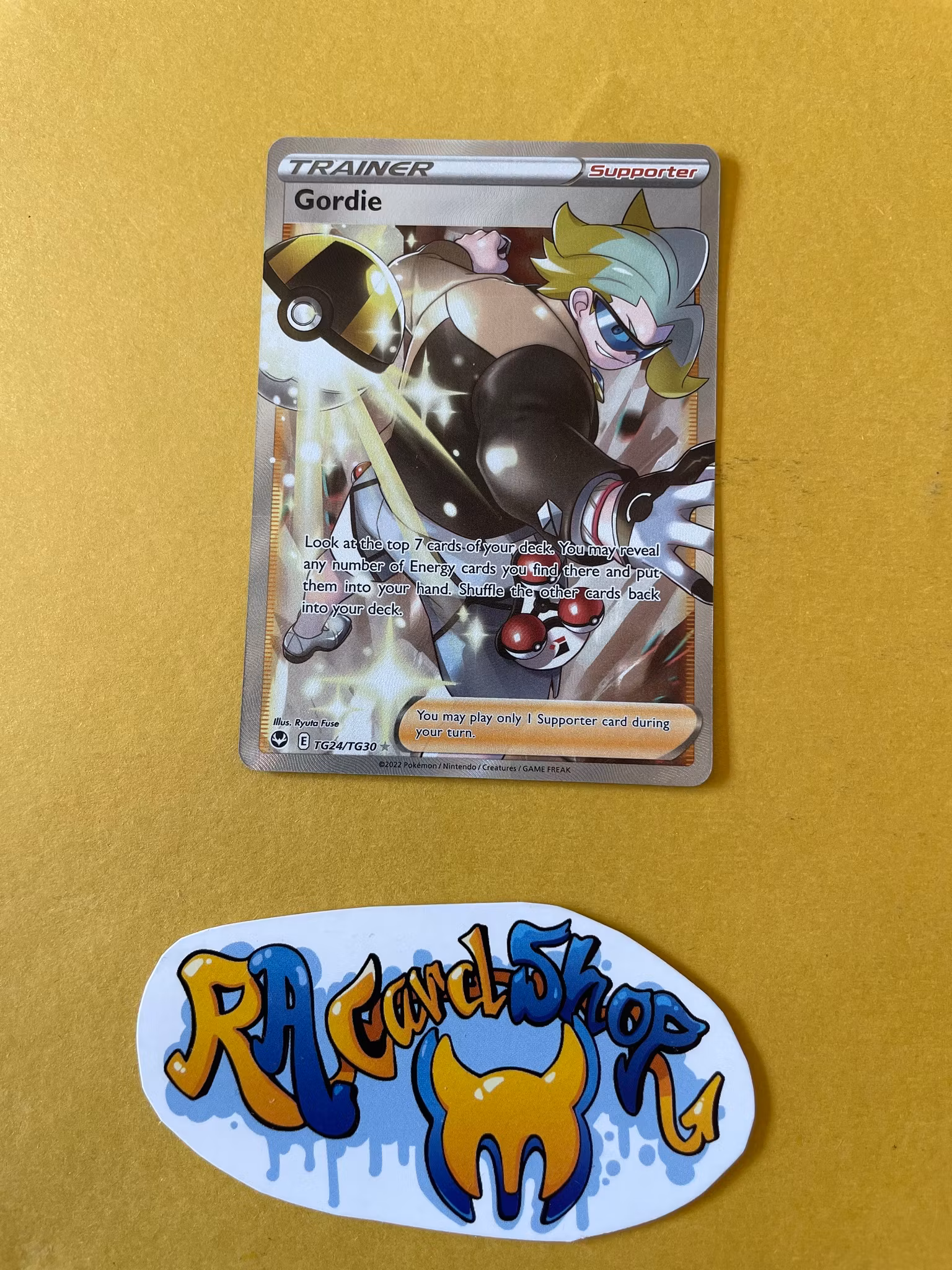 Gordie Ultra Rare TG24/TG30 Silver Tempest Pokemon