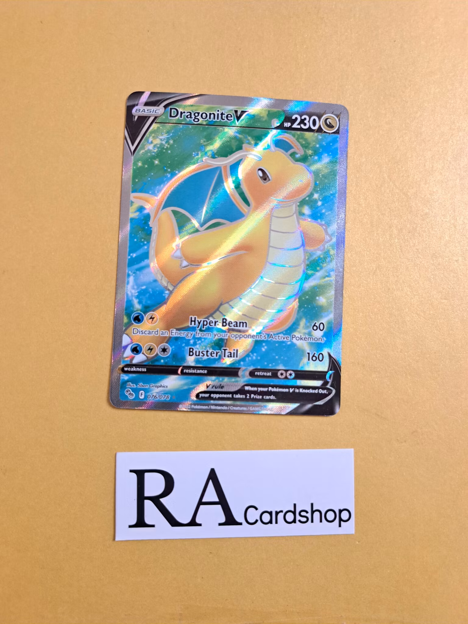 Dragonite V 076/078 Pokemon GO Pokemon