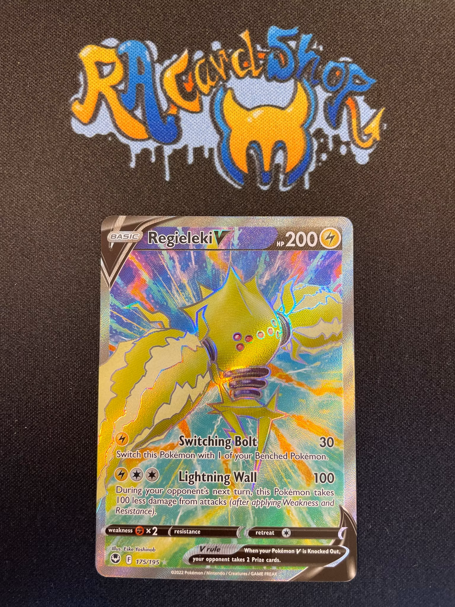 Regieleki V Ultra Rare 175/195 Silver Tempest Pokemon
