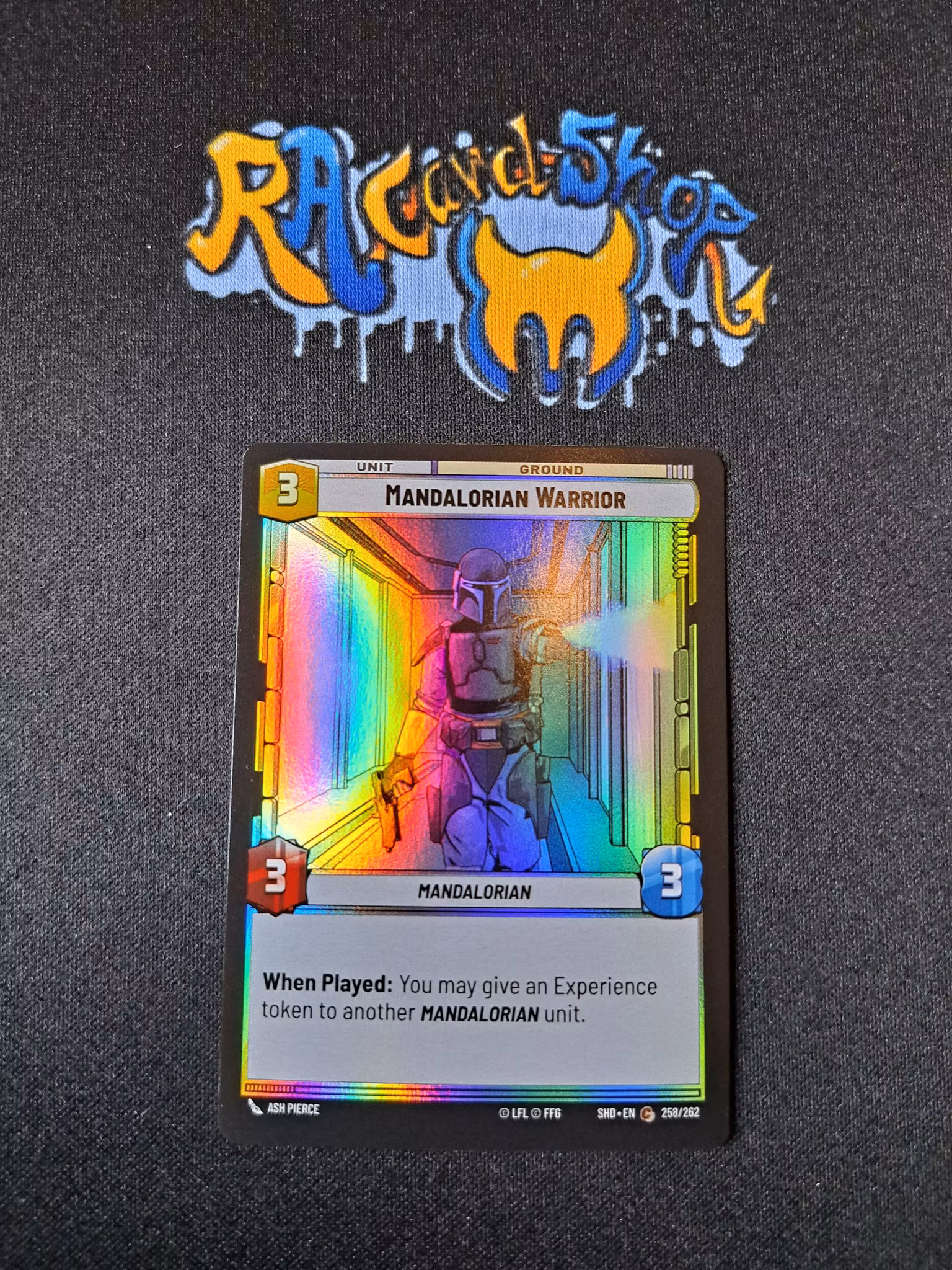 Mandalorian Warrior Common Foil 258/262 Shadows of the Galaxy Star Wars Unlimited TCG