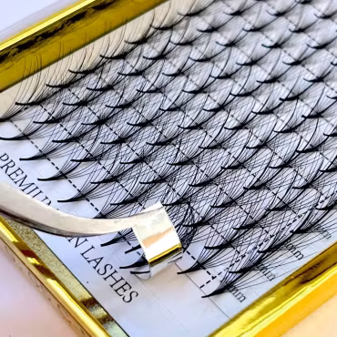 9D Pre-made volume lashes 0.05 D - NARROW ROOT | WISPY