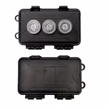 Vattentät plastbehållare med magneter