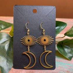 Unika örhängen måne /evil eye